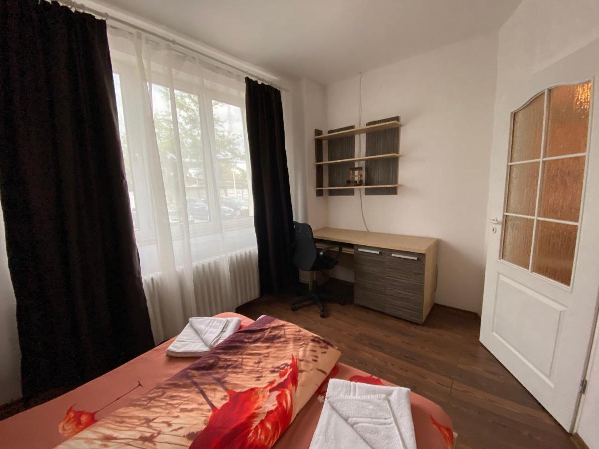 Apartament Modern Langa Castelul Corvinilor Appartement Hunedoara Buitenkant foto